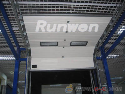 合肥工業(yè)提升門 價(jià)格、品質(zhì)與智能維護(hù)一站式解決方案